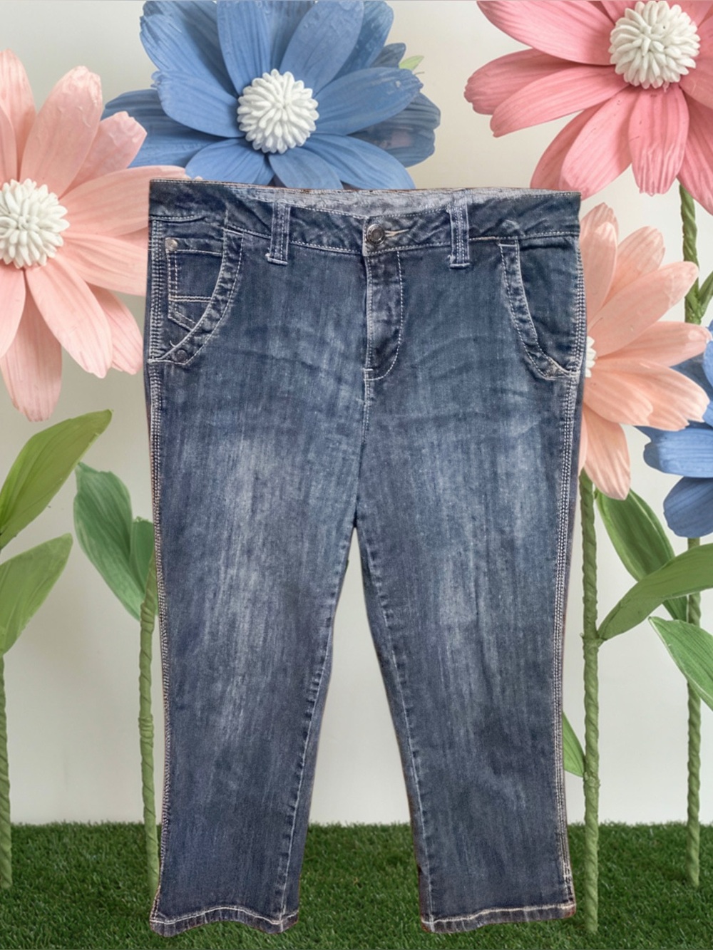 Faded Glory Washed Blue Denim Capris size 12